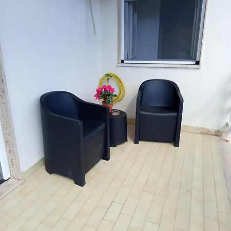 Apartment La Bombonieras