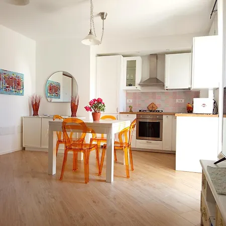 La Bombonieras Apartment *
