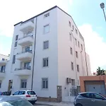 La Bombonieras 아파트 알게로